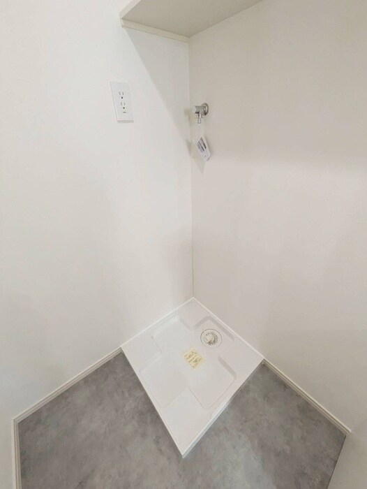 物件内観写真20　(洗濯機置場)