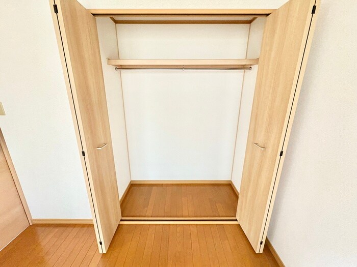 物件内観写真10　(収納)