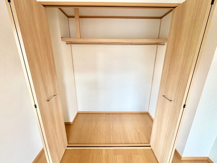 物件内観写真12　(収納)