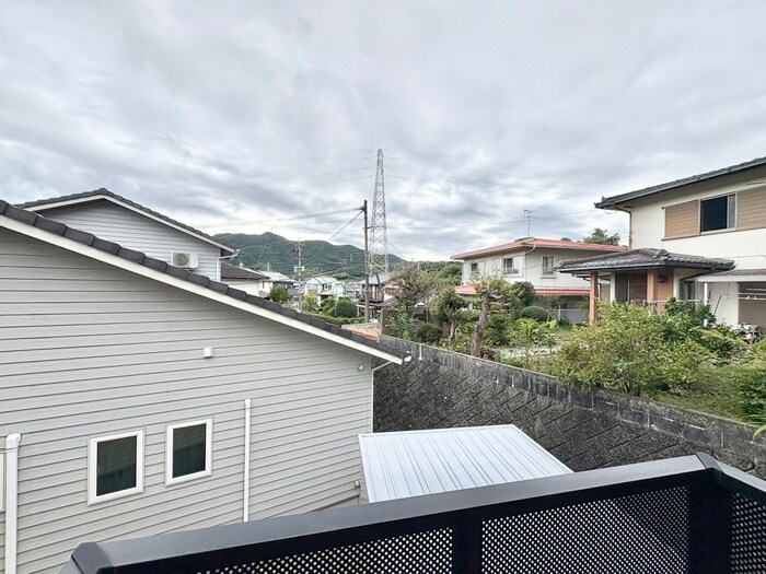 物件内観写真14　(室内からの展望)