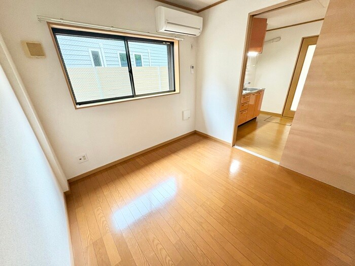 物件内観写真18　(居室)