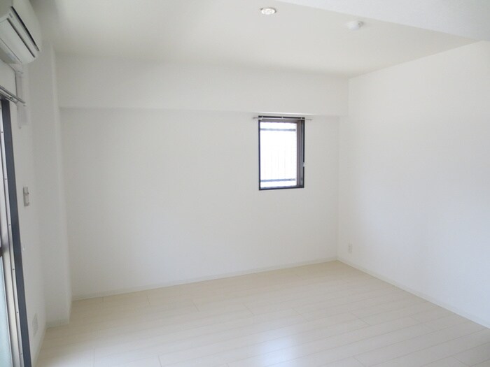 物件内観写真22　(居室)