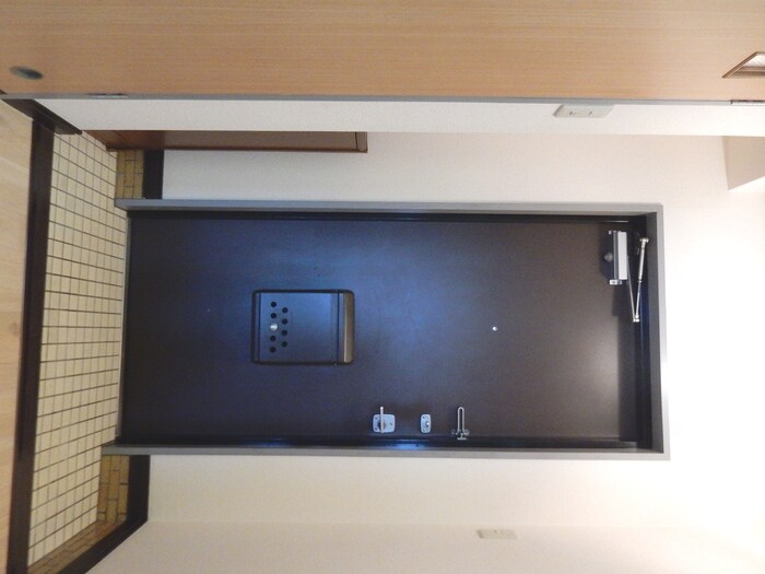 物件内観写真13　(玄関)