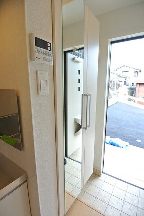 物件内観写真14　(靴箱)