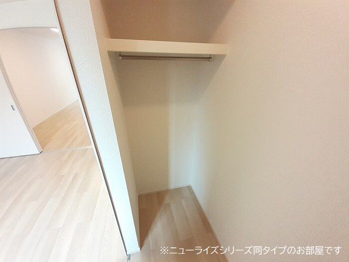 物件内観写真7　(収納)