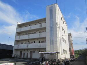 リバ－サイドマンション外観写真