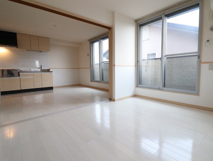 物件内観写真9　(居室)