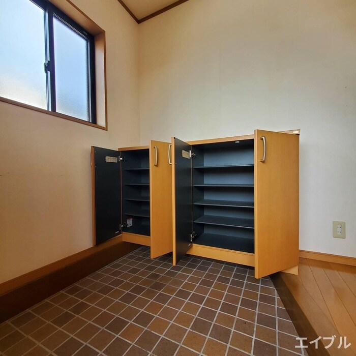 物件内観写真20　(靴箱)