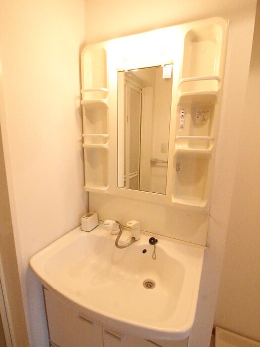 物件内観写真12　(洗面)