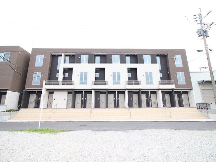 物件外観写真3　(外観写真)