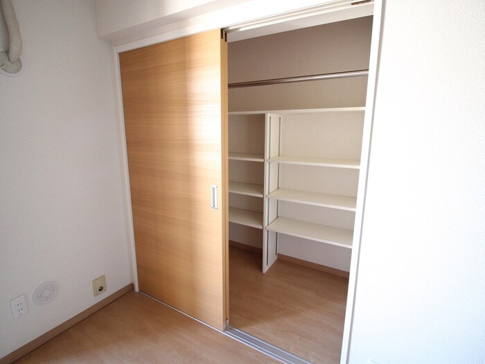 森藤不動産第２ビルの収納