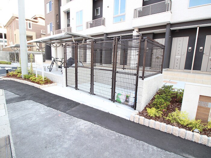 物件外観写真3　(その他)