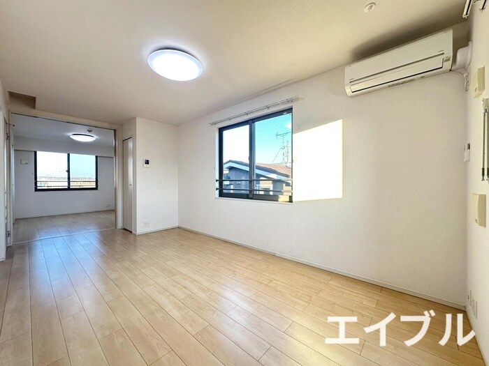 物件内観写真5　(居室)