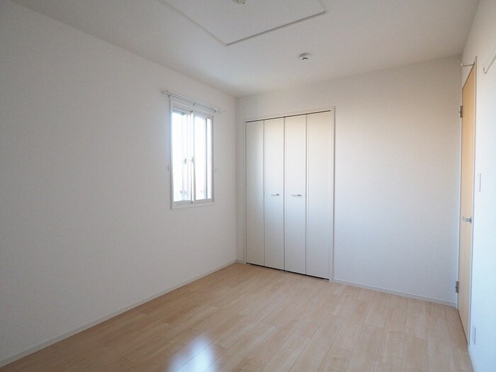 物件内観写真9　(居室)