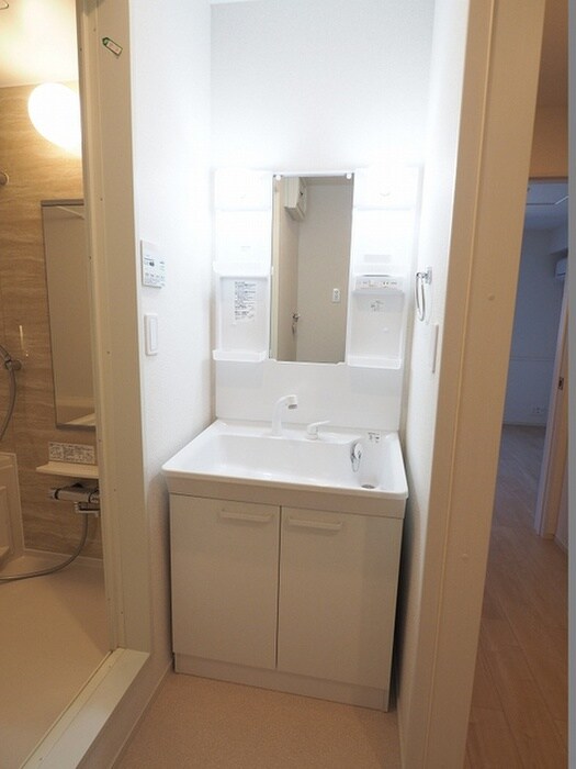 物件内観写真15　(洗面)