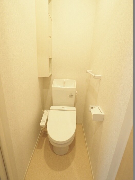 物件内観写真16　(トイレ)