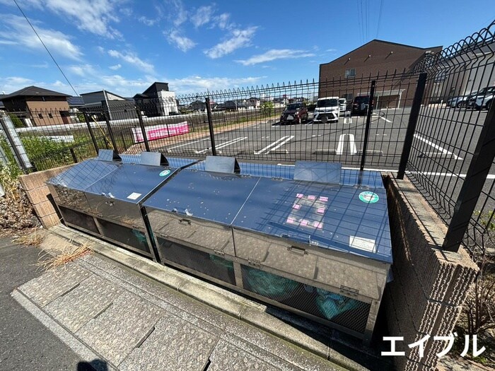 物件外観写真4　(建物設備)