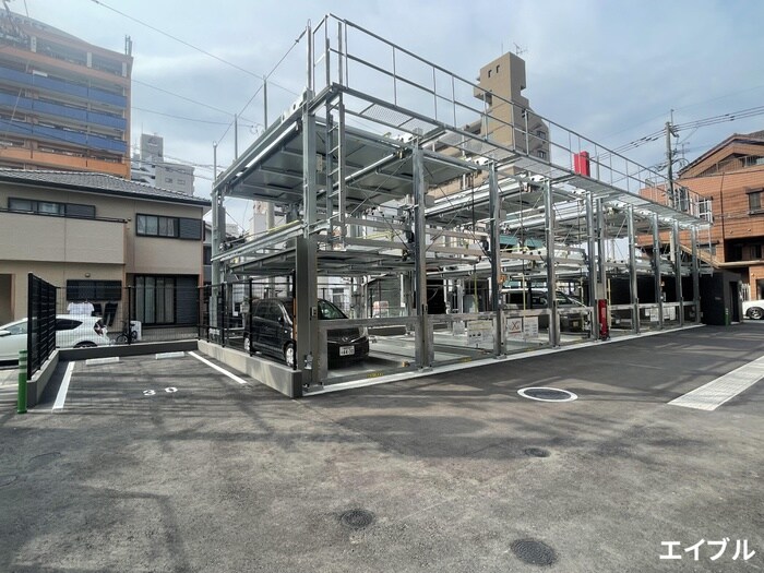 物件外観写真6　(駐車場)