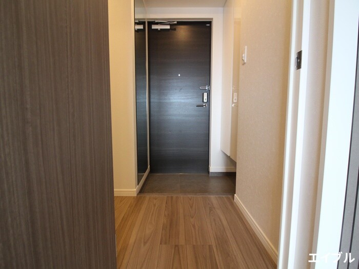 物件内観写真16　(廊下)