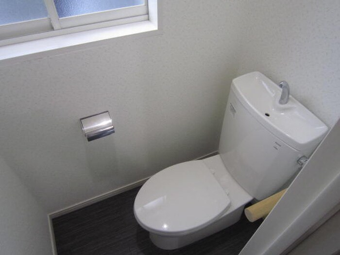 物件内観写真10　(トイレ)