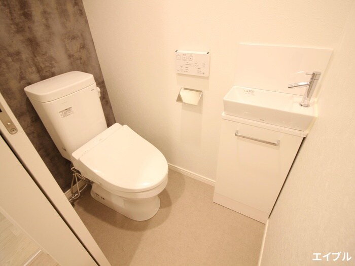 物件内観写真13　(トイレ)