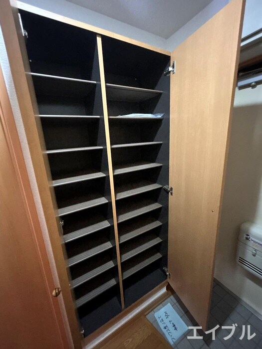 物件内観写真21　(靴箱)