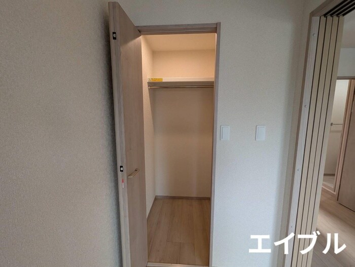 物件内観写真13　(収納)