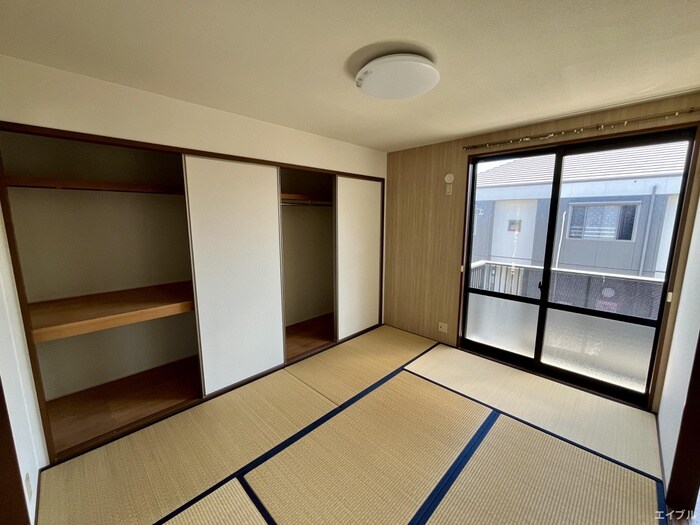 物件内観写真8　(居室)