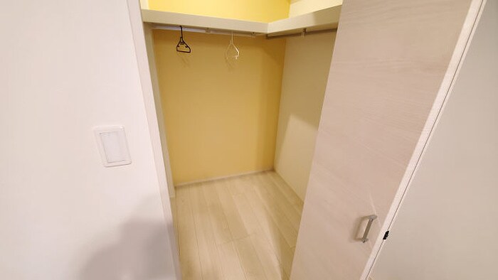 物件内観写真15　(収納)