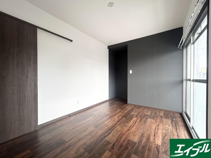 物件内観写真9　(居室)