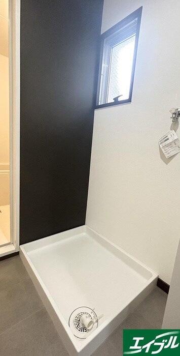 物件内観写真20　(洗濯機置場)