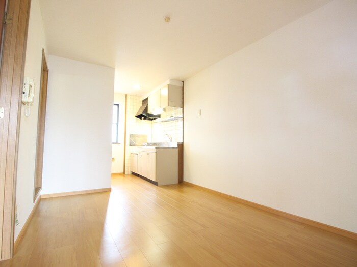 物件内観写真4　(居室)