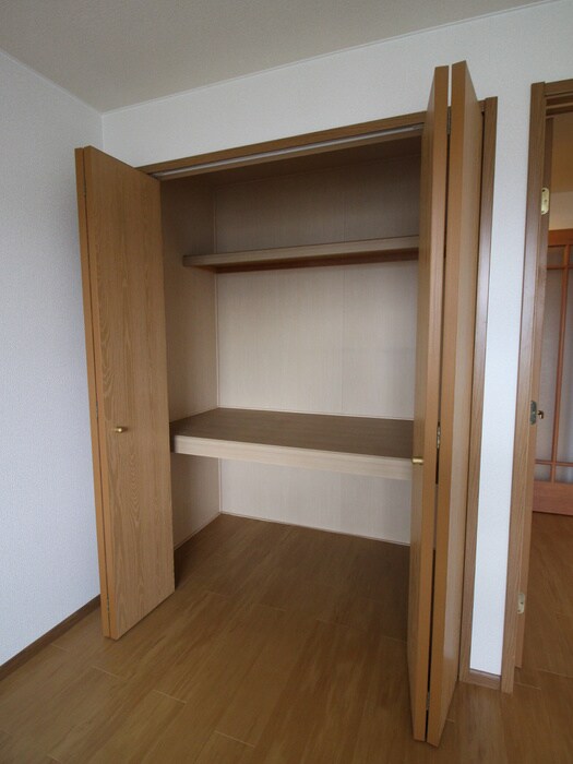 物件内観写真9　(収納)