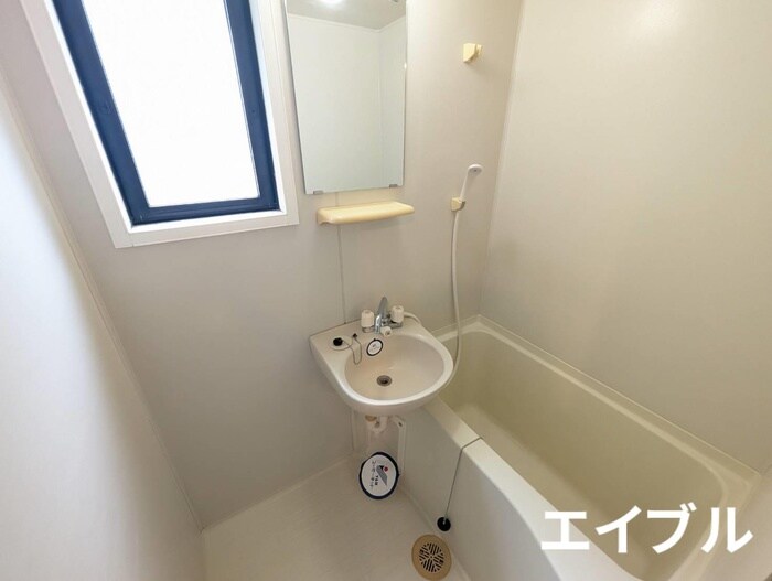 物件内観写真9　(トイレ)