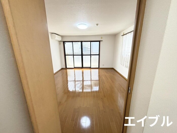 物件内観写真19　(居室)