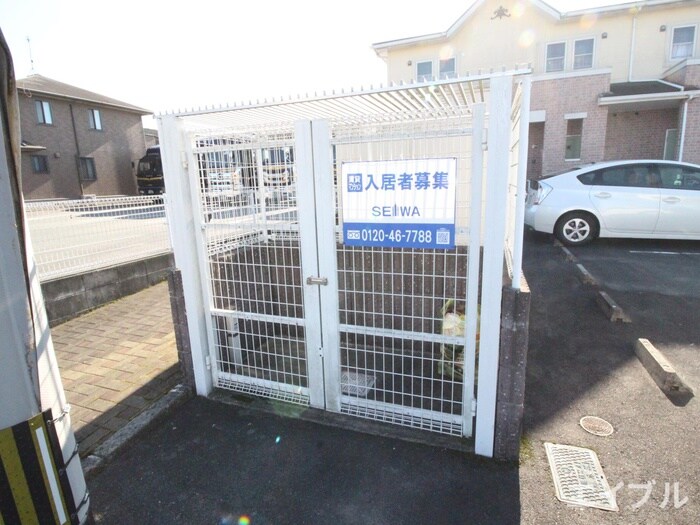 物件外観写真4　(建物設備)