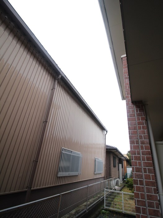 物件内観写真12　(室内からの展望)