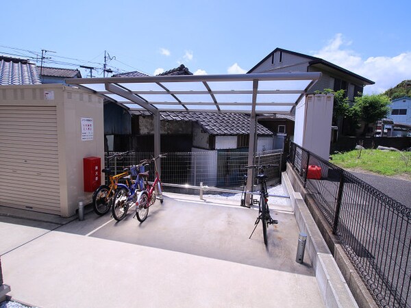 駐輪場
