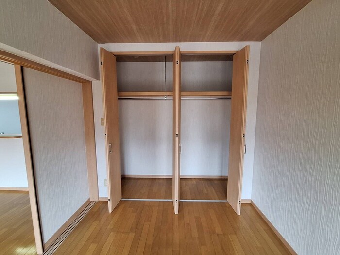 物件内観写真11　(収納)