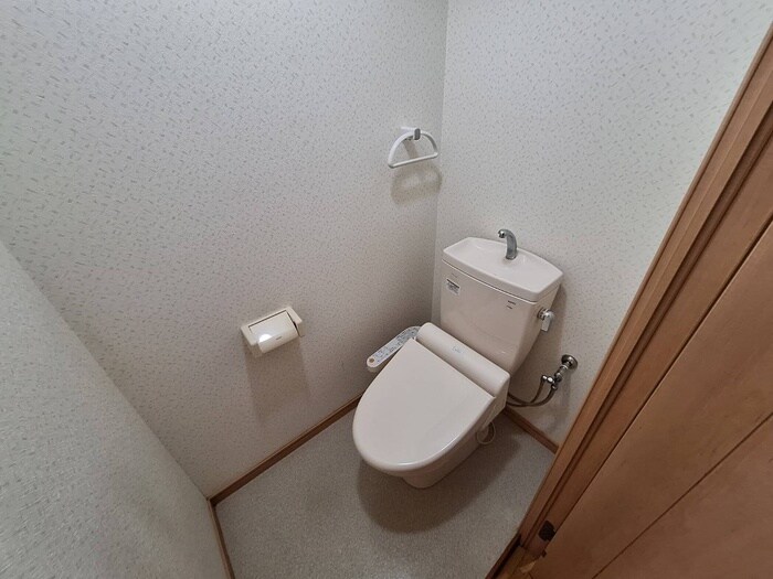 物件内観写真13　(トイレ)