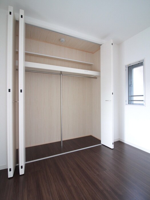 物件内観写真8　(収納)