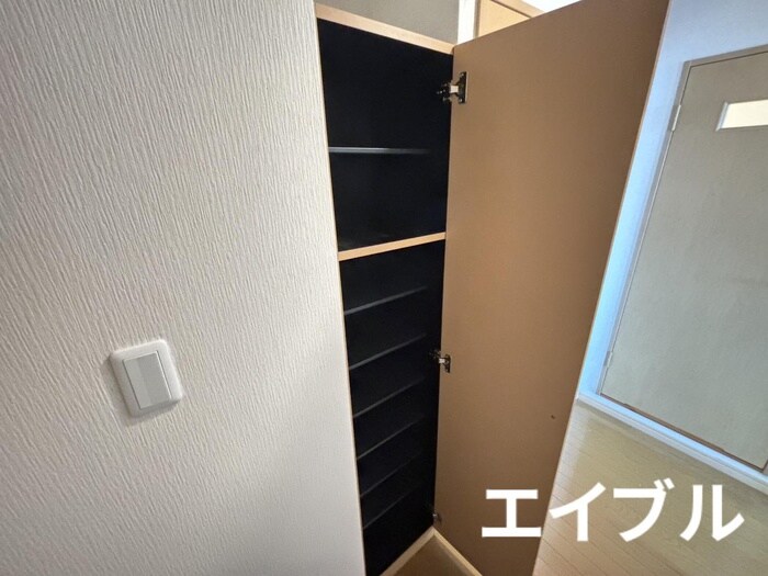 物件内観写真17　(靴箱)