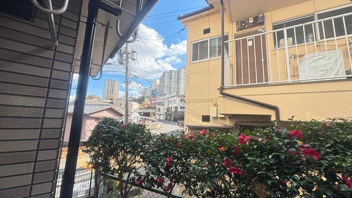 物件内観写真15　(室内からの展望)