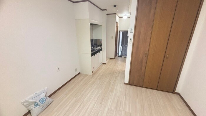 物件内観写真18　(居室)