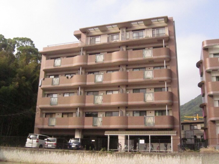 物件外観写真5　(外観写真)