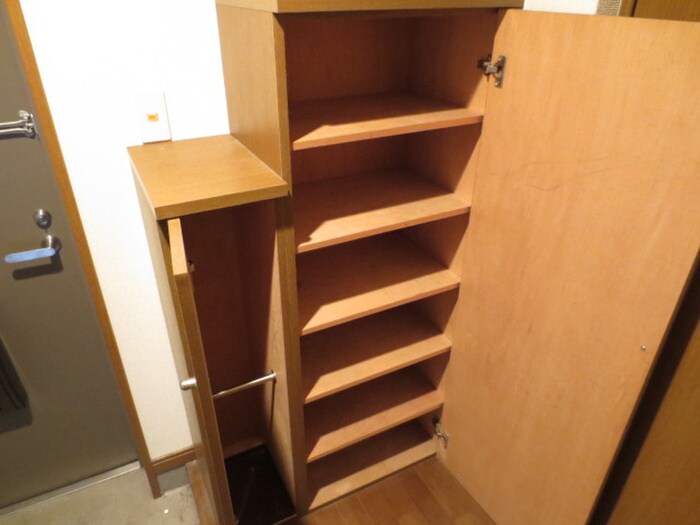 物件内観写真16　(靴箱)