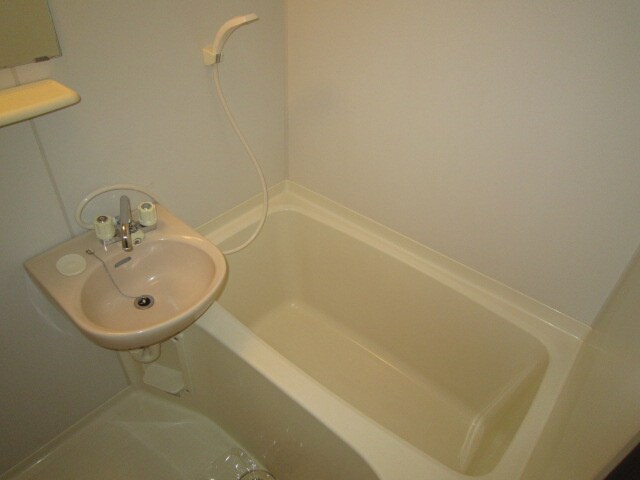 物件内観写真7　(バス／シャワールーム等)