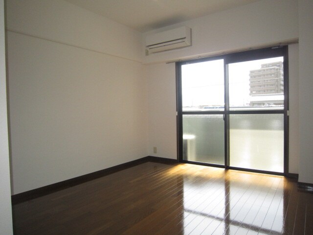 物件内観写真12　(居室)