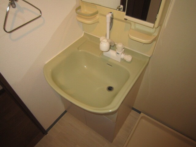 物件内観写真13　(洗面)