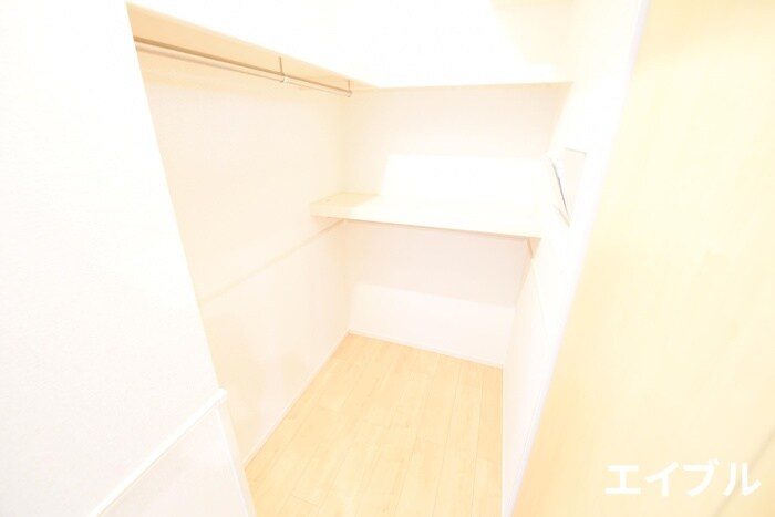 物件内観写真14　(収納)